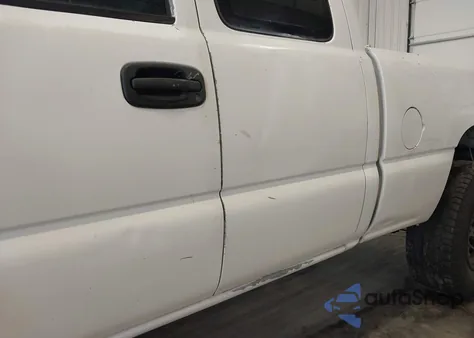 2002 Chevrolet Silverado 1500 from USA, damaged, VIN 2GCEC19VX21203759